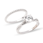 Dúo de anillos de boda en oro blanco 14k con zirconias clásicas – Sol de Oro Joyería