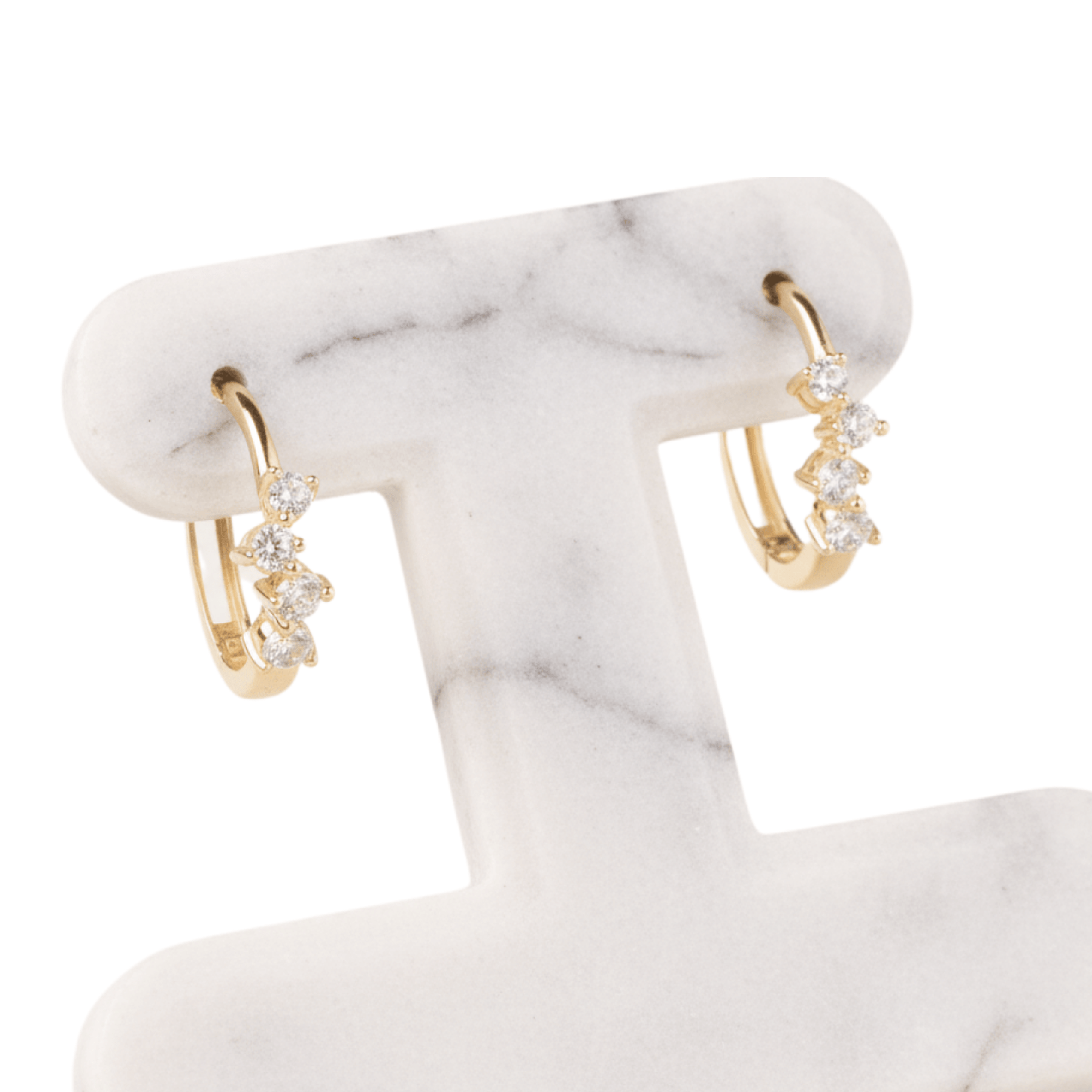 Aretes argollas en oro 14K con zirconias brillantes